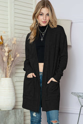 Schwarzer, langer Cardigan aus Rippenstrick mit Taschen und offener Vorderseite