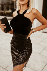 Ärmelloses Kleid mit Paillettenfransen-Detail