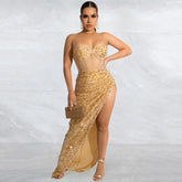 Robe à bretelles en maille transparente à paillettes et fente asymétrique irrégulière