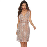 Robe midi sans manches à col en V et paillettes