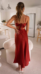 Robe longue à bretelles style vintage français