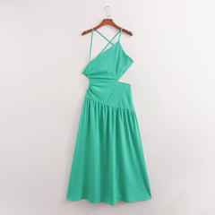 Mittellanges Trägerkleid mit hoher Taille und Cut-Out
