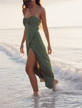 Seitlich geschlitztes, tief ausgeschnittenes, rückenfreies, grünes, zitterndes Cami-Kleid, schmales A-Linien-Kleid