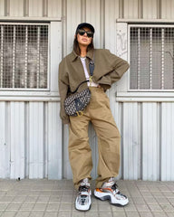 Einfarbiger Jackenmantel mit langen Ärmeln und Kragen