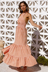 Elegantes, kariertes, rückenfreies, ärmelloses Maxikleid in A-Linie mit überkreuzten Bändern