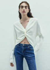 Pull court en maille torsadé élégant à col en V et amincissant