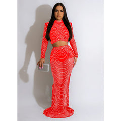 Tragen Sie einfarbiges Mesh-Bohr-Langarmkleid, zweiteiliges Set