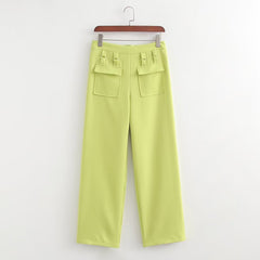 Pantalon décontracté taille haute décoratif avec poches cargo et coupe ajustée