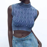Kurzes Strickpullover-Westen-Jacken-Oberteil mit verwaschenem Distressed-Effekt