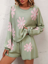 Langärmliger Pullover mit Shorts, Homewear, Little Daisy, zweiteiliger Anzug