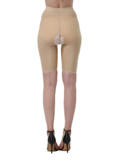Shapewear-Hose für eine Fettabsaugung am Oberschenkel