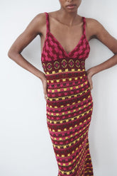 Regenbogenkleid Gestreiftes Kleid