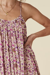 Langes Strapskleid mit Wasserzeichen-Positionierung und Blumenmuster