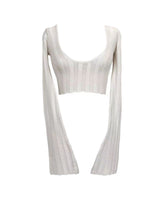 Pull court à manches cloches, col bas, coupe ajustée, ajouré et découpé