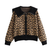 Strickjacke aus Jacquard mit Leopardenmuster, großem Kragen und Reißverschluss