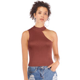 Schulterfreies Neckholder-Trägershirt mit kleiner Schlinge und schmalem Strick-Unterteil
