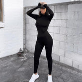 Langärmliger, schmaler, hüfthebender Sport-Overall mit hoher Taille