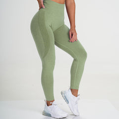 Nahtlose kleine, halbmondförmige, atmungsaktive, schnelltrocknende Fitnesshose mit hoher Taille, pfirsichfarbener, hüftenger, dehnbarer Hüftlift-Yogahose