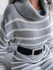 Robe pull courte à manches longues et bordure côtelée rayée (ceinture non incluse)