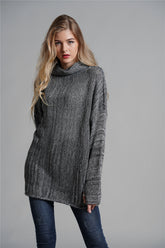 Tunika-Pullover mit Trichterhals und sichtbaren Nähten