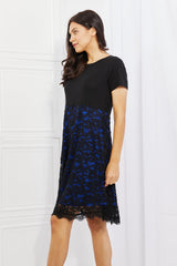 Robe mi-longue Yelete en dentelle contrastante