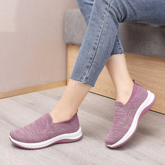 Women's Old Beijing Cloth Soft Bottom Slip-on Mother