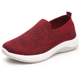 Women's Old Beijing Cloth Soft Bottom Slip-on Mother