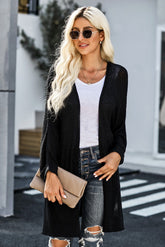 Lange Strickjacke mit seitlichem Schlitz und offener Vorderseite