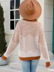 Pull duveteux bicolore à chevrons