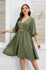 Robe grande taille à col surplis et manches mi-longues