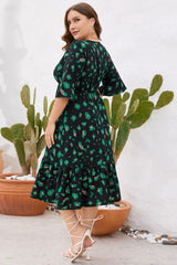 Robe imprimée grande taille à manches évasées et col en V