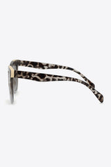 Sonnenbrille mit Vollrand und Schildpatt-Rahmen aus Polycarbonat