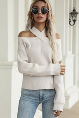 Neckholder-Pullover mit Cold-Shoulder-Rippstrick