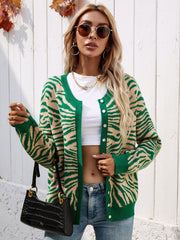 Strickjacke mit Knopfleiste und Zebramuster