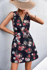 Robe sans manches à ceinture et détails zippés imprimés