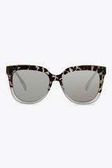 Sonnenbrille mit Vollrand und Schildpatt-Rahmen aus Polycarbonat