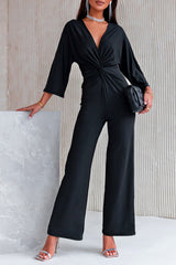 Jumpsuit mit verdrehtem Ausschnitt und Dreiviertelärmeln