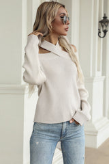 Neckholder-Pullover mit Cold-Shoulder-Rippstrick