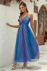 Robe en maille dos nu croisée