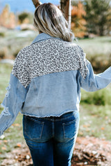 Jeansjacke mit Leopardenmuster und ungesäumtem Saum in Übergröße