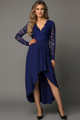 Robe en dentelle à col en V asymétrique