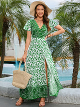 Bohemian Maxikleid mit geschlitztem Überkragen