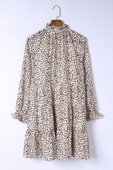 Robe imprimée à volants et col noué