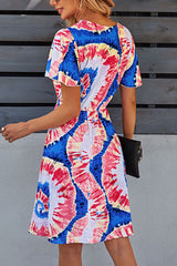 Robe imprimée à col surplis et manches flottantes, longueur genou