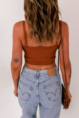 Geripptes, kurzes Strick-Camisole mit U-Ausschnitt