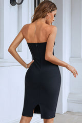 Robe bandage fendue sans bretelles avec bordure en strass