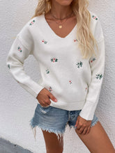 Pullover mit V-Ausschnitt und Blumenstickerei