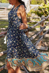 Robe à imprimés mixtes bohèmes et floraux