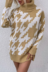 Langärmliger Rollkragenpullover mit Hahnentrittmuster