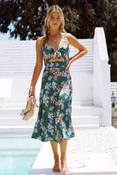Kleid mit Spaghettiträgern und Blumenmuster